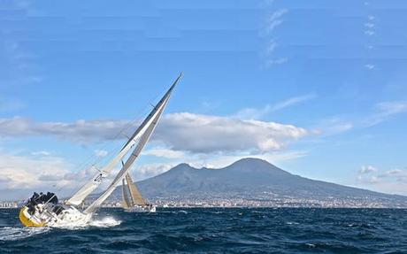 Scoprire il Vesuvio…in Barca a Vela