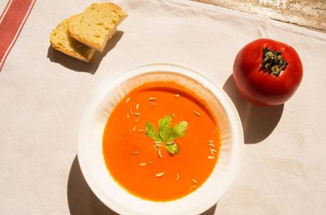 ricetta crema di pomodoro, Smiling in the kitchen