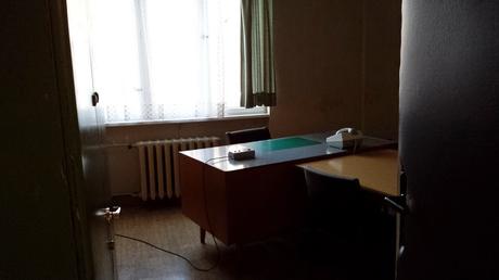 Una stanza per interrogatori, Hohenschonhausen (foto di Patrick Colgan, 2015)