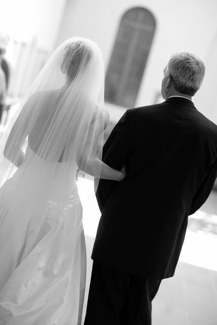 Il padre della sposa: la sua presenza tra ruolo ed emozione