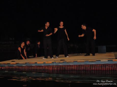 Teatro alla deriva alle Stufe di Nerone