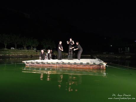 Teatro alla deriva alle Stufe di Nerone