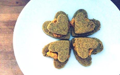 Biscotti salati alla curcuma con babaganoush di carote foto 5