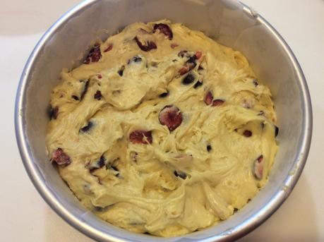 TORTA MORBIDA CON CILIEGIE