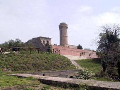 Faro sul Colle dei Cappuccini (Ancona)