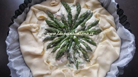 Quiche con Asparagi Pancetta e Ricotta