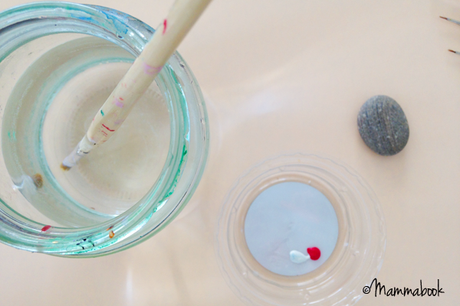 DIY da sassolino a spilla casetta – DIY handpainted stone house brooch DIY da sassolino a spilla casetta – DIY handpainted stone house brooch