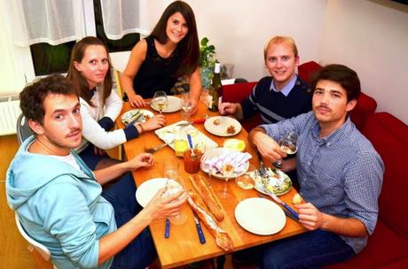 Social Eating VizEat: viaggiare con un social network culinario