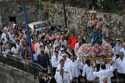 POSITANO : a Montepertuso i festeggiamenti  in Onore a Santa Maria delle Grazie ...