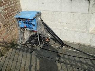 Duomo di Fidenza: succede anche questo, da anni.