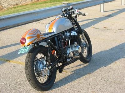 Honda CB750 Café Racer - Japanese Style