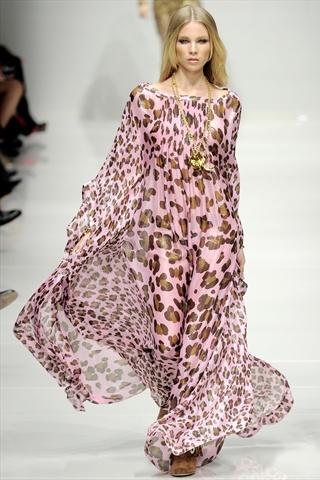 Blumarine, l'animalier per la primavera estate 2011