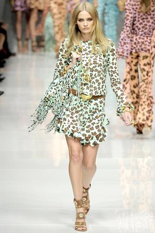 Blumarine, l'animalier per la primavera estate 2011