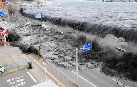 Gli TSUNAMI che ci cambiano la vita