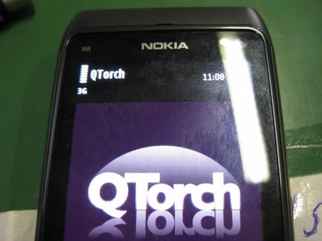 Problemi al display per i Nokia N8 e C7