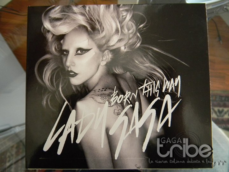 Da oggi disponibile il Cd singolo di “Born This Way”