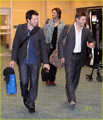 Aeroporto di Vancouver: Jensen Ackles è supernatural casual