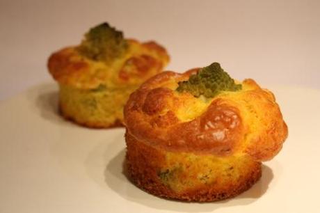 Muffins con cavolo romanesco e zafferano