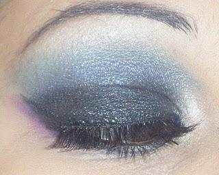 FOTD 17 MARZO 2011 - dark blue glitter