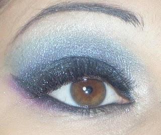 FOTD 17 MARZO 2011 - dark blue glitter