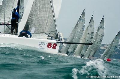 Audi Melges 32 Sailing Series, al via le regate a Napoli