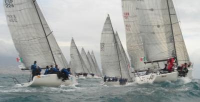 AUDI SAILING SERIES ALL’INSEGNA DEL VENTO E DEL MARE FORMATO:TEASING MACHINE VINCE LA REGATA “150° UNITA’ D’ITALIA