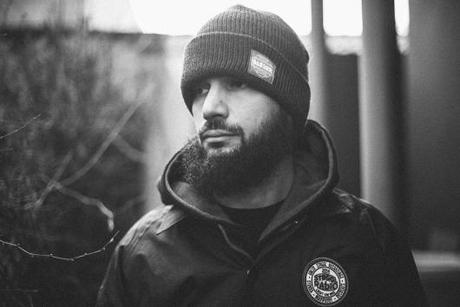 Louis Dee: il nuovo video, `Qualcosa non va`