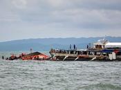 naufragio traghetto nelle Filippine