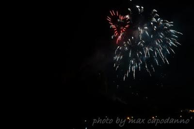 POSITANO : a Montepertuso i festeggiamenti in Onore a Santa Maria delle Grazie ...   i FUOCHI