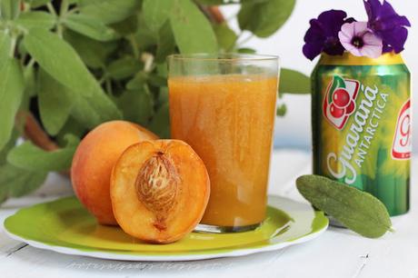 Suco de pêssego com guaraná  Succo di pesche con guaraná