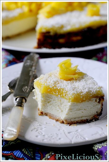 Cheesecake al Cocco con Coulis di Mango