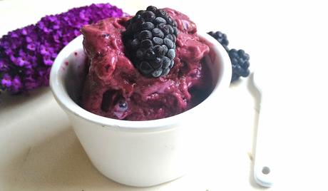 Gelato alle more pronto in due minuti senza gelatiera