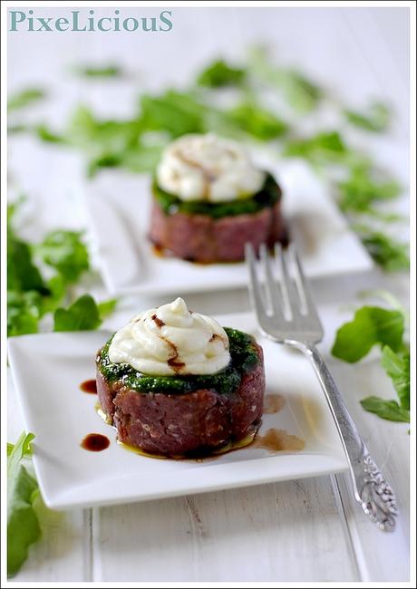 Tartare di Manzo con Mousse di Parmigiano Reggiano e Pesto di Rucola