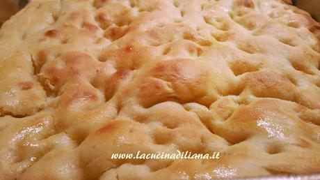 Focaccia Genovese con Licoli o con Pasta Madre