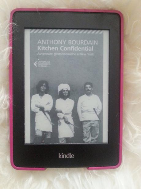 COSA LEGGO SOTTO L’OMBRELLONE!