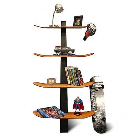libreria-con-skateboard