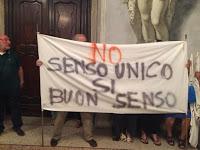 PAVIA. L'opposizione (tranne il M5S) chiede la convocazione della Commissione su via Milazzo