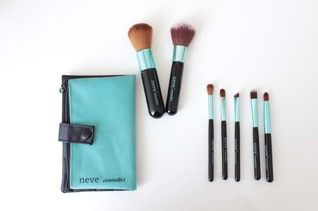 Set Pennelli Aqua by Neve Cosmetics