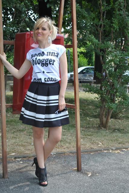 outfit bianco e nero outfit nero e bianco outfit 10 luglio 2015 outfit luglio 2015 outfit estate 2015 outfit estivi outfit estivi donna mariafelicia magno fashion blogger colorblock by felym blog di moda fashion blog italiani fashion blogger italiane milano summer outfit black and white outfits how to wear black and white 