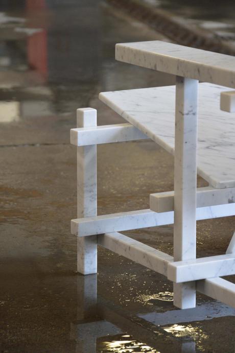 DESIGN: La sedia di Guerrit Rietveld diventa di marmo