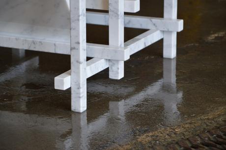 DESIGN: La sedia di Guerrit Rietveld diventa di marmo