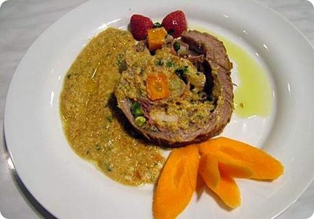 Rollè di vitello in fricassea con verdure tritate