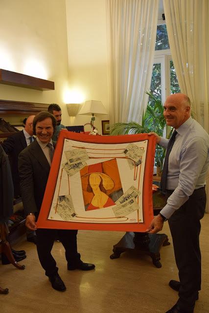 Marinella presenta il foulard dedicato a Modigliani