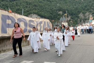 VISITAZIONE DELLA BEATA VERGINE A S.ELISABETTA - 2 -  La Processione a CHIESA NUOVA