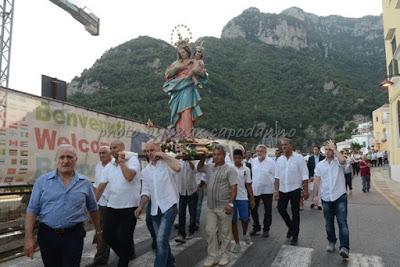 VISITAZIONE DELLA BEATA VERGINE A S.ELISABETTA - 2 -  La Processione a CHIESA NUOVA