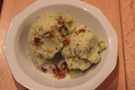 Sorbetto di kiwi con granella di zenzero candito