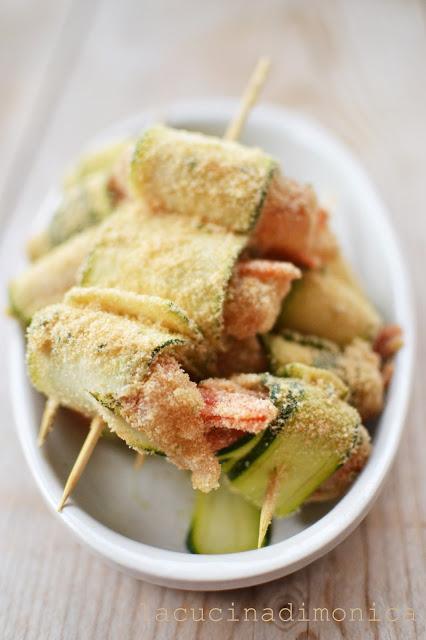 Spiedini di gamberi e zucchine