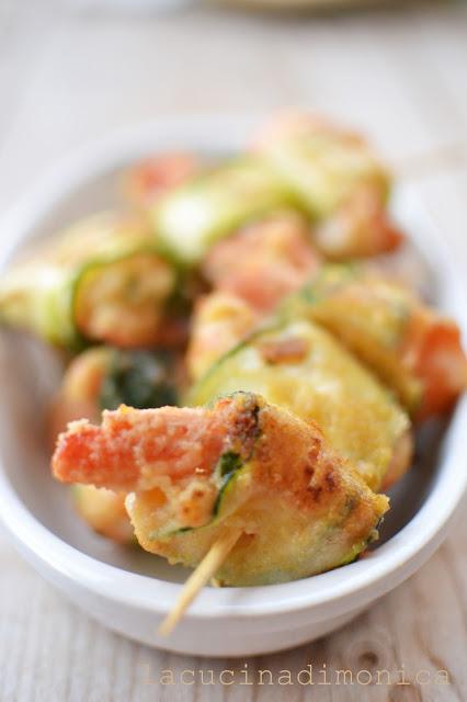 Spiedini di gamberi e zucchine