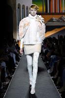 Fendi: Debutta all' Houte Couture con la Collezione Silver Moon