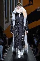 Fendi: Debutta all' Houte Couture con la Collezione Silver Moon